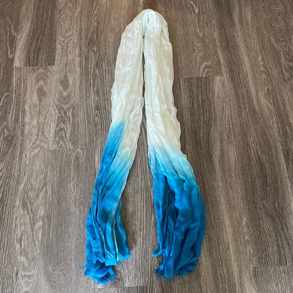 NWT - Charming Charlie - White & Blue - Scarf